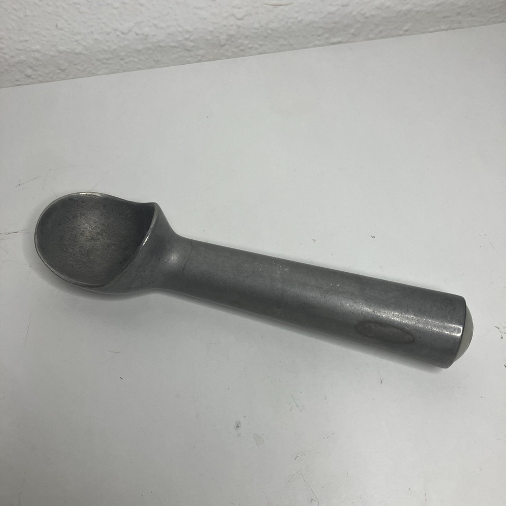 Vintage Retired The Pampered Chef Ice Cream Scoop Liquid Filled Handle Aluminum